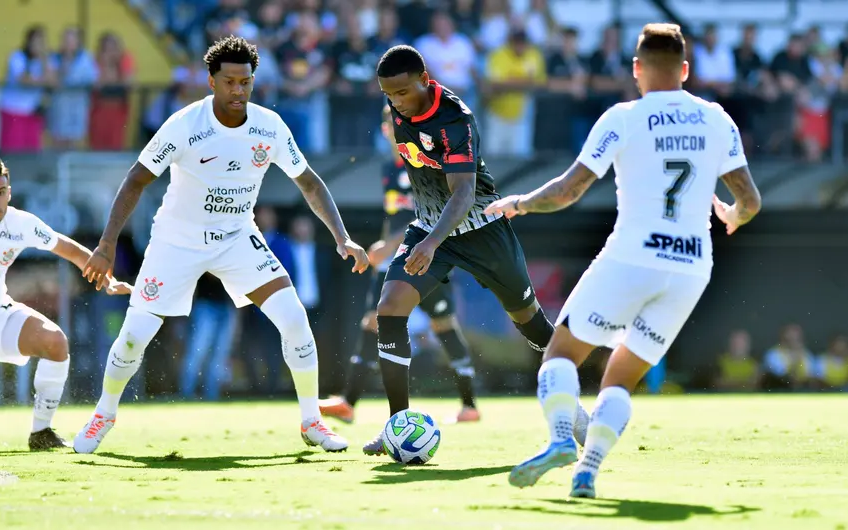 Bragantino Derrota O Corinthians E Segue Na Cola Do L Der Botafogo