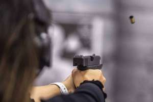 Número de lojas de armas no Brasil cresce 143% em três anos | Reprodução