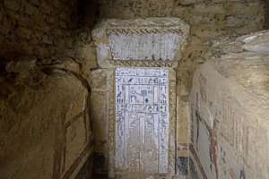 A múmia coberta de ouro encontrada em sarcófago fechado há 4.300 anos | Getty Images via BBC